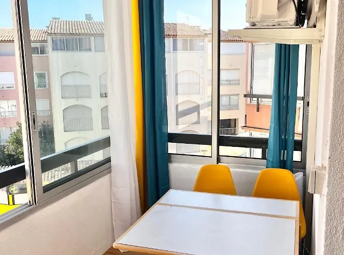 Apartment Chaleureux Au Cap D'agde